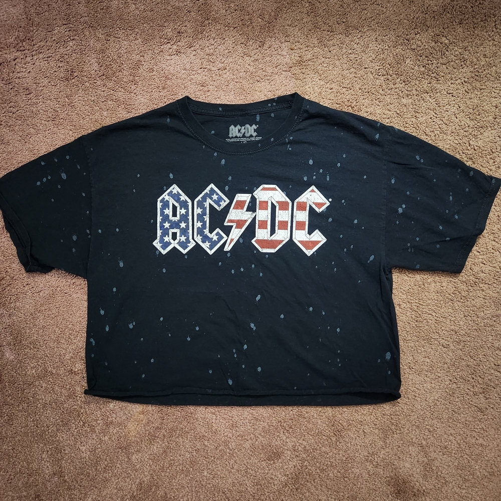 Source Unknown Black Graphic Crop Top